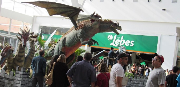 EXPOSI��O INTERNACIONAL DE �DRAG�ES� MOVIMENTA O PARTAGE SHOPPING