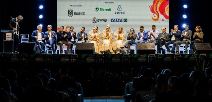 CERIM�NIA DE ABERTURA DA 32� FENADOCE TEM HOMENAGEM �S DOCEIRAS E VALORIZA��O CULTURAL