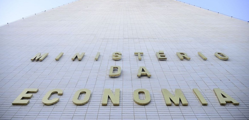 MEDIDA PROVISRIA ABRE CRDITO DE R$ 12 BILHES PARA O PRONAMPE