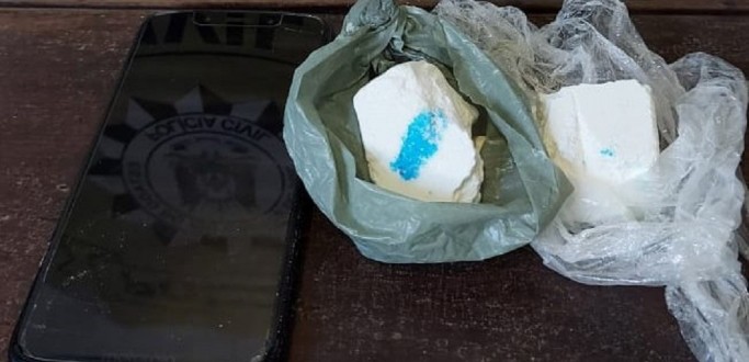 POLCIA CIVIL PRENDE MULHER POR TRFICO DE DROGAS EM SANTA VITRIA DO PALMAR