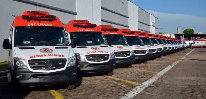 TEMER E MINISTRO DA SADE ANUNCIAM ENTREGA DE NOVAS AMBULNCIAS DO SAMU