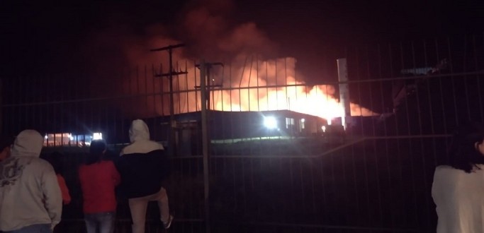 IND�STRIA DE VACARIA � ATINGIDA POR INC�NDIO DE GRANDES PROPOR��ES