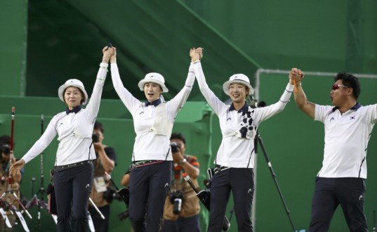 COREIA DO SUL GANHA OURO NO TIRO COM ARCO FEMININO NA RIO 2016