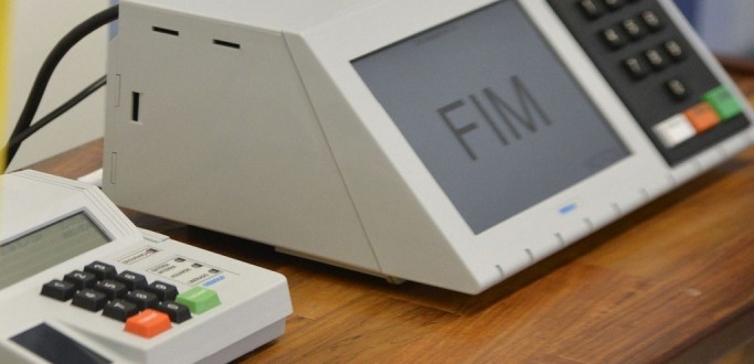 TSE DIZ QUE TEM CONDIES DE MANTER ELEIES DE OUTUBRO