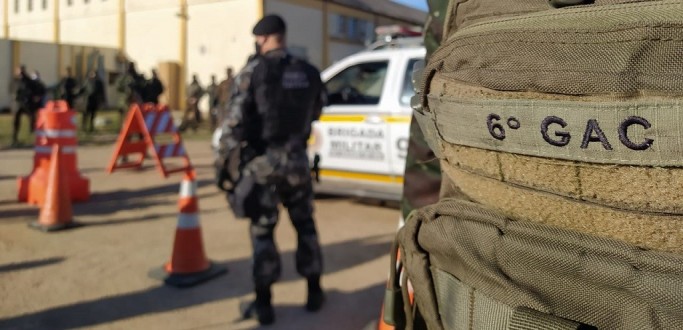 MILITARES DA OPERA��O CORONAV�RUS RECEBEM INSTRU��ES DA FOR�A T�TICA DO 6� BPM