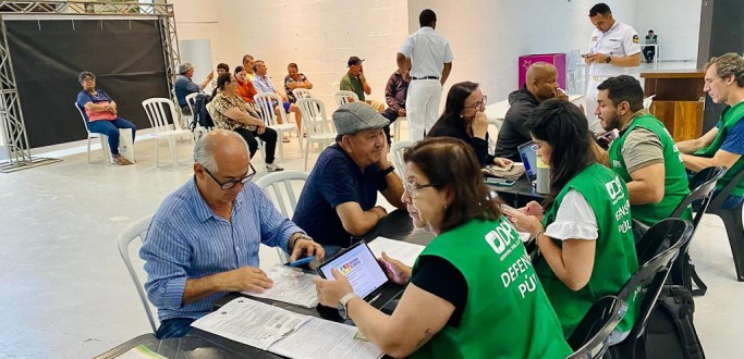 PRAA SHOPPING SEDIA LTIMA EDIO DO PROJETO CARAVANA DE DIREITOS