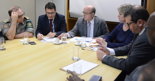 SECRETRIO CEZAR SCHIRMER GARANTIU A MANUTENO DO POLICIAMENTO COMUNITRIO EM RIO GRANDE