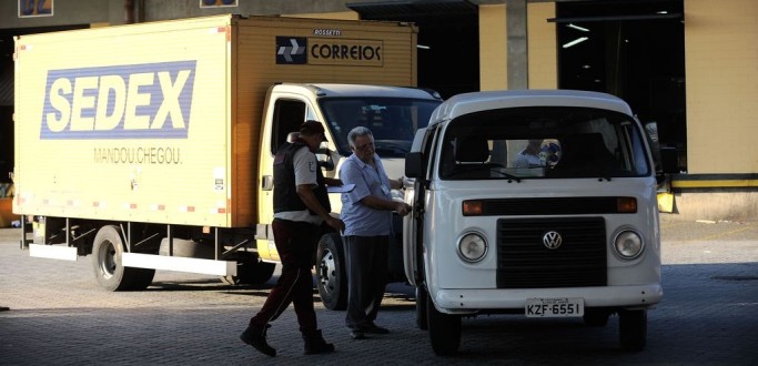 TRABALHADORES ACEITAM PROPOSTA E ENCERRAM GREVE NOS CORREIOS