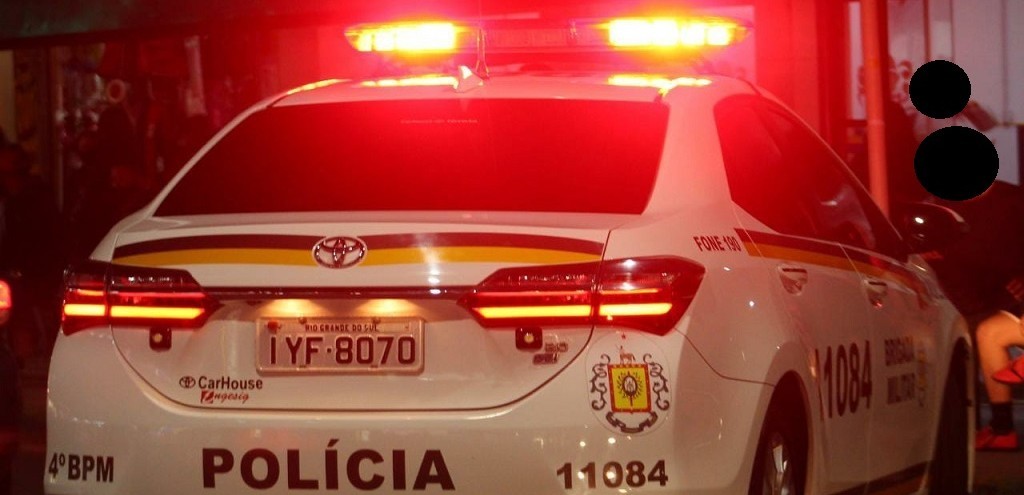 BM PRENDE HOMEM POR POSSE DE ENTORPECENTES E RECUPERA CARRO FURTADO, EM PELOTAS