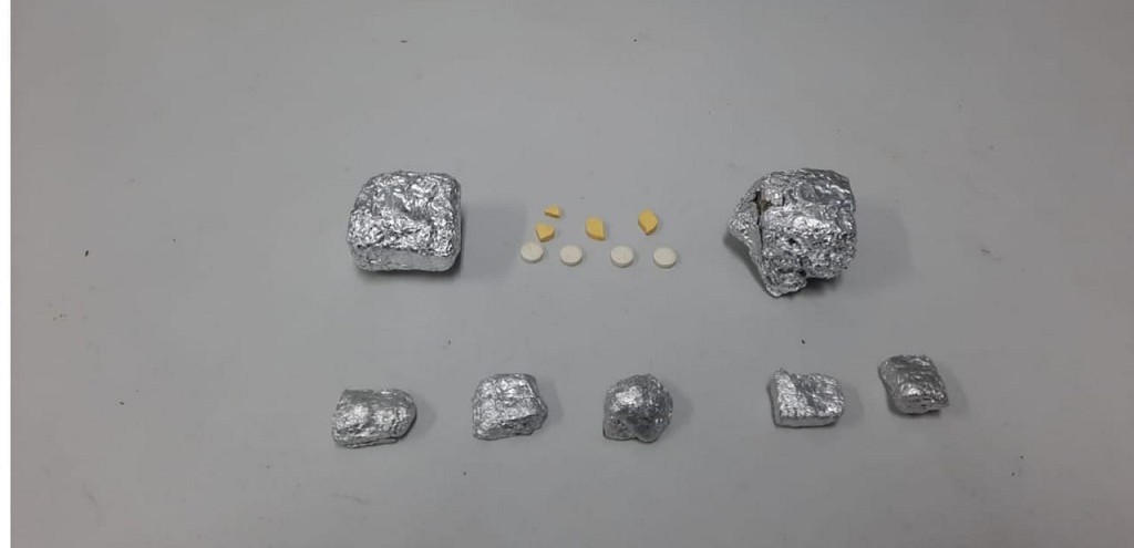 BM PRENDE HOMEM POR TRFICO DE ENTORPECENTES NO BAIRRO CIDADE DE GUEDA