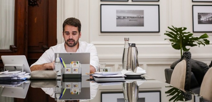 GOVERNADOR E DEPUTADOS SE RE�NEM EM VIDEOCONFER�NCIA SOBRE O CORONAV�RUS