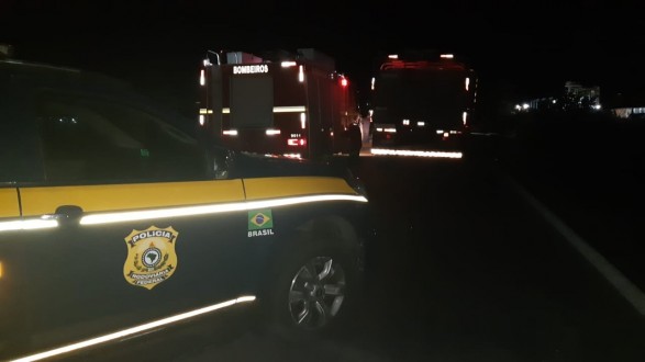 CAMINHONEIRO FICA FERIDO EM ACIDENTE NO DISTRITO INDUSTRIAL DE RG