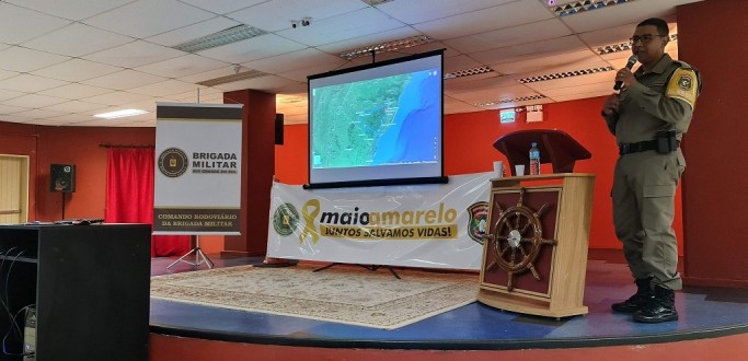 CIRCUITO DE PALESTRAS MARCA A��ES DO MAIO AMARELO EM RIO GRANDE
