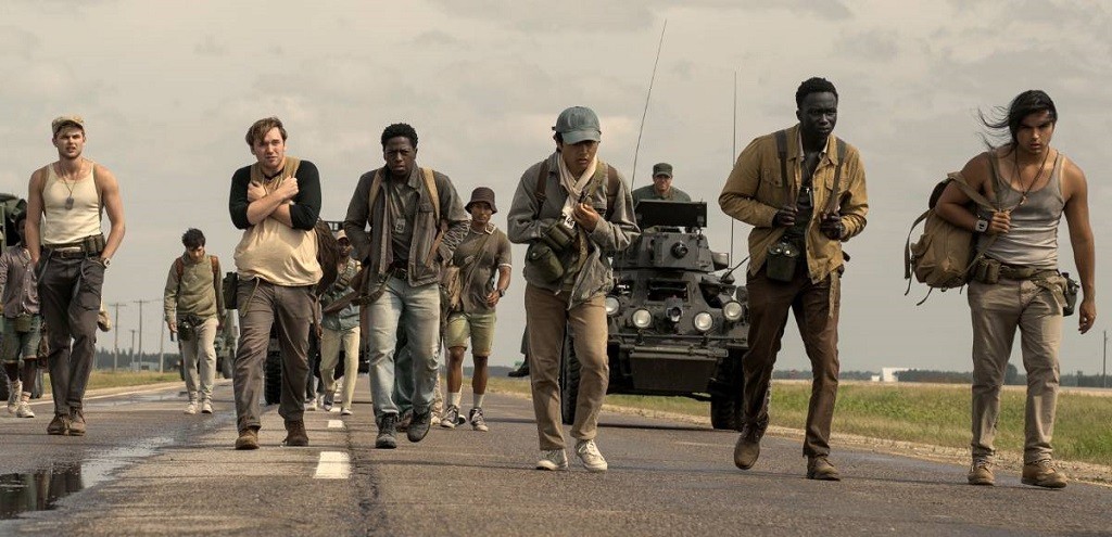 A LONGA MARCHA - O PESO DOS PASSOS, O FARDO DA SOCIEDADE