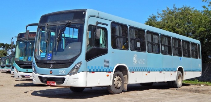 PREFEITOS DE PELOTAS E RIO GRANDE AVALIAM SITUAO DO TRANSPORTE COLETIVO