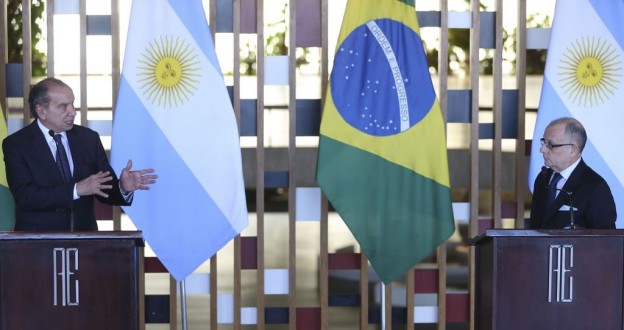 ARGENTINA E BRASIL VÃO ATUALIZAR ACORDO PARA EVITAR BITRIBUTAÇÃO E EVASÃO FISCAL