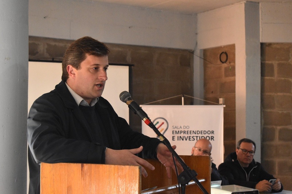 Guia Cangu?u lan?amento prefeito Vin?cius Pegoraro